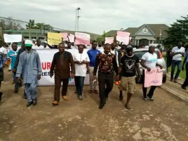 TIV Youths Protest At Govt House Over Threats From Cattle Breeder Organisation (Photos)